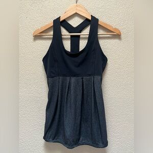 Lululemon Athletica Women’s Workout Top Black/Gray Color Size 6